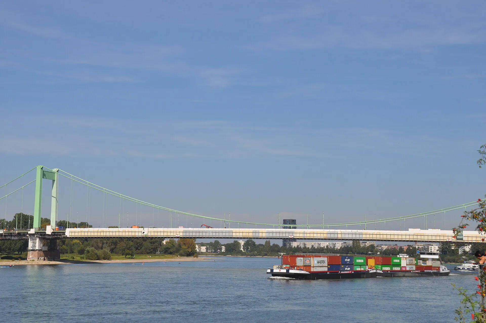 Die Mülheimer Brücke während der Sanierung im Jahr 2024, Blick nach Norden