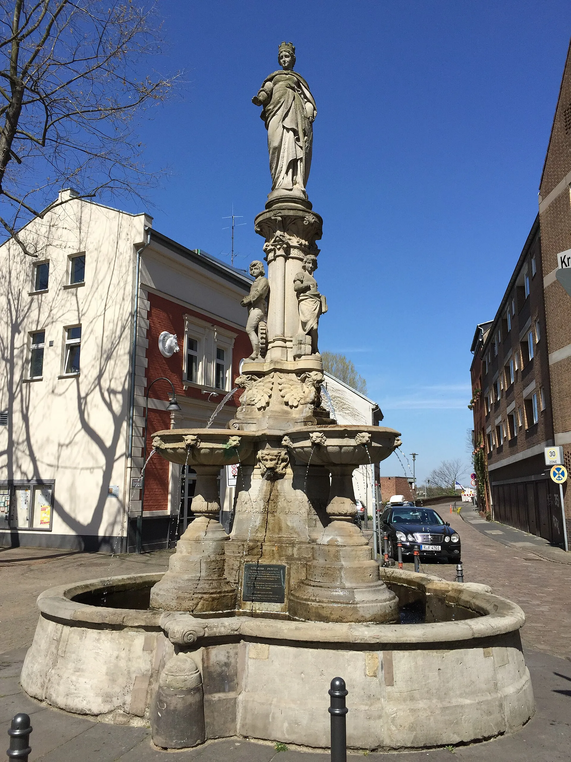 Stadtbrunnen von Köln-Mülheim, Standort Mülheimer Freiheit/Ecke Krahnenstraße
