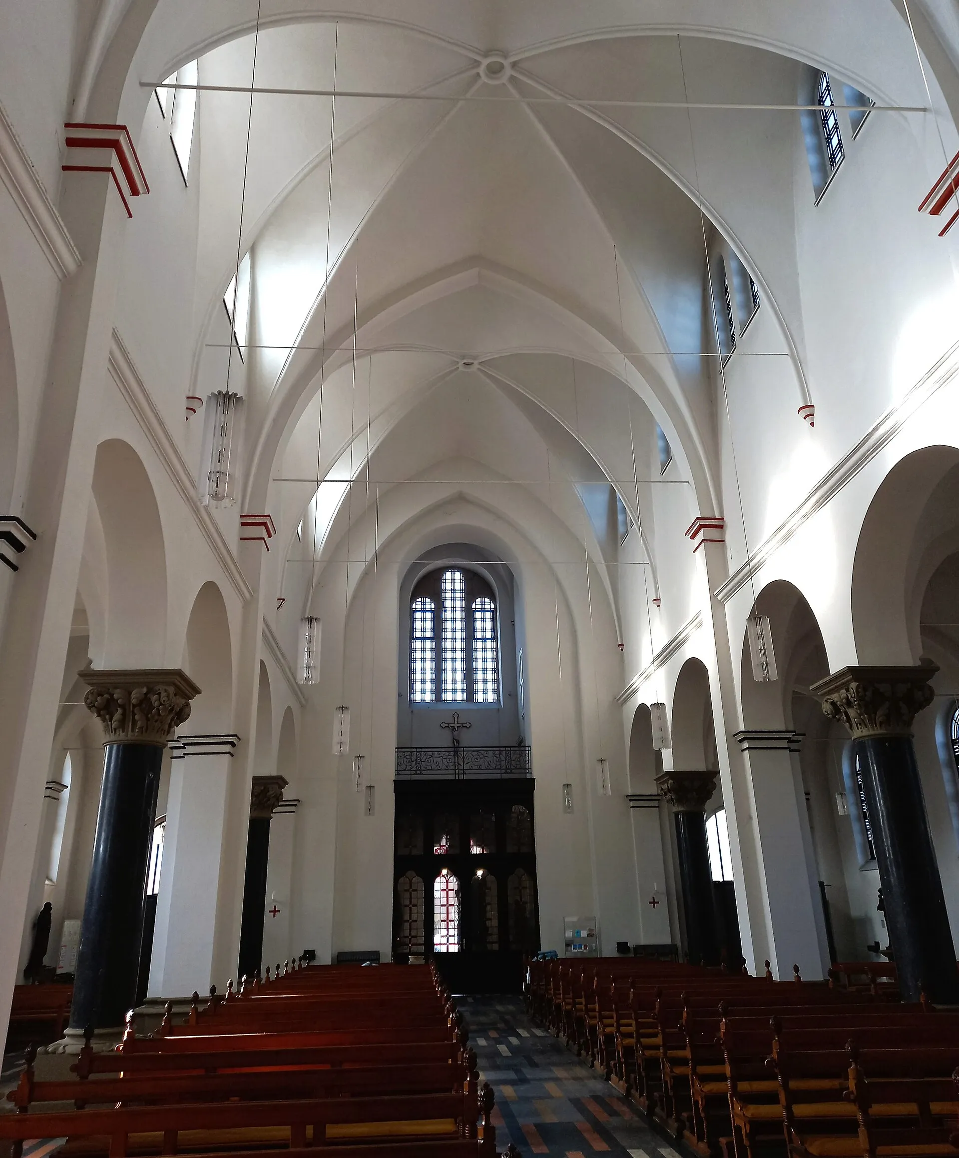 Interior of St. Katharina (Köln-Niehl)