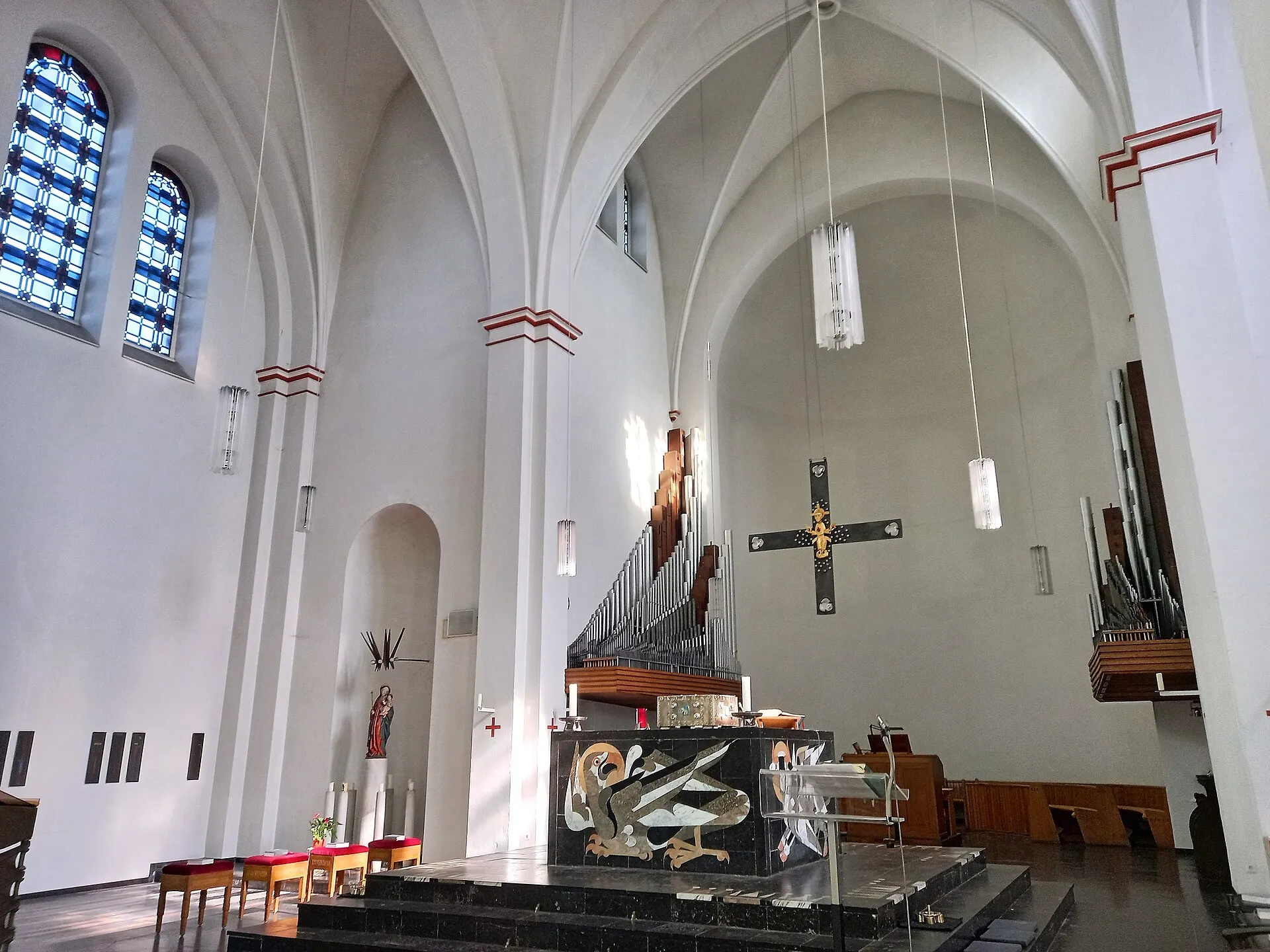 Pipe organ of St. Katharina (Köln-Niehl)