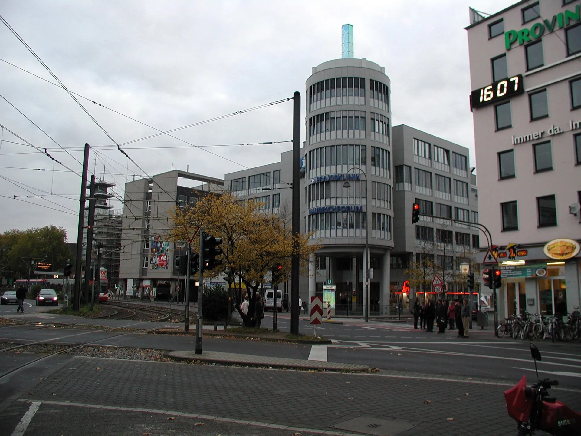 Köln Neumarkt, Blick Josef-Haubrich-Hof