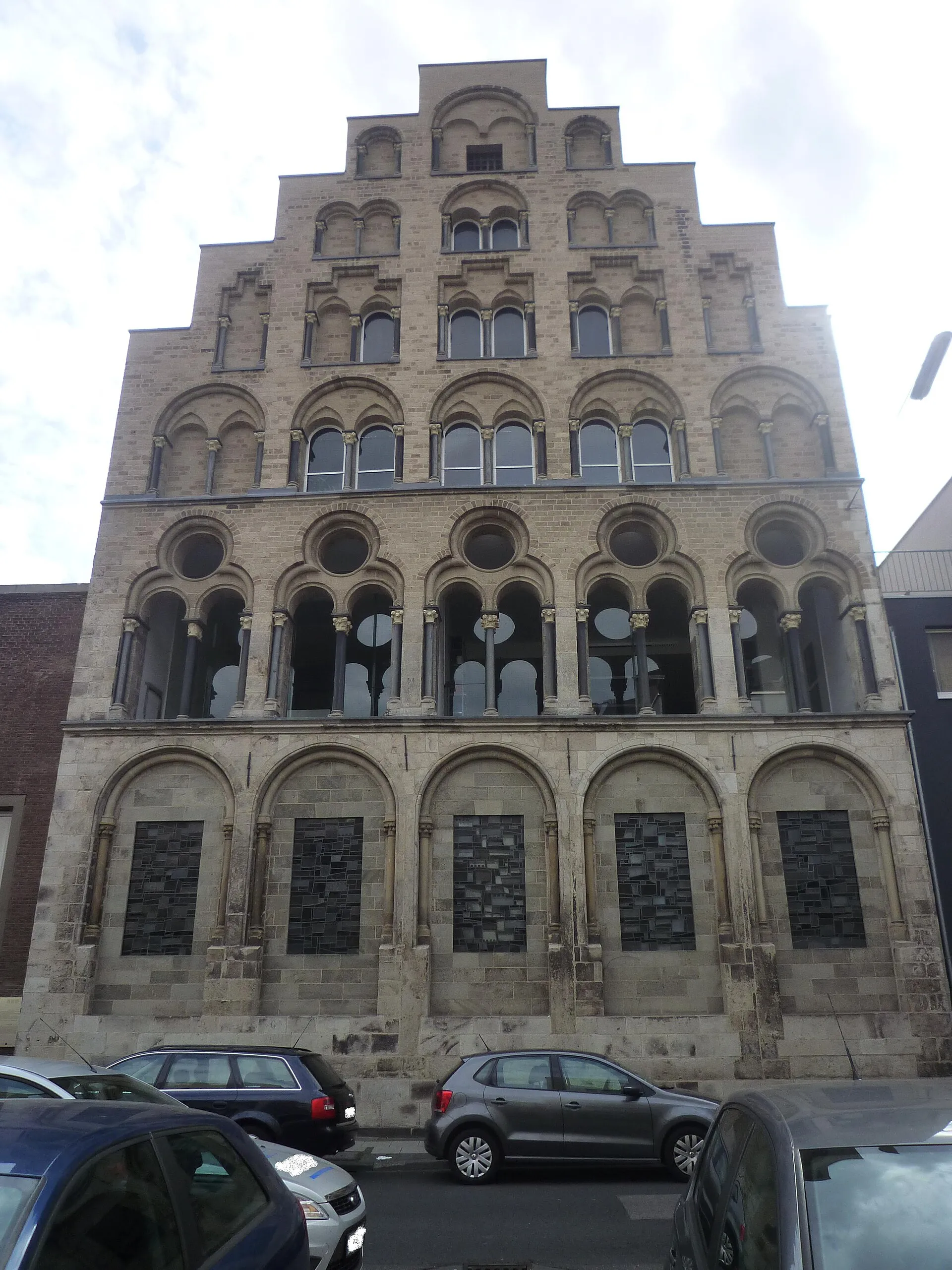 "Overstolzenhaus" Rheingasse 8, Cologne
