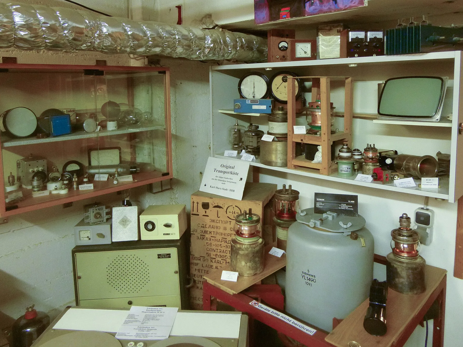 Exponate im RadioMuseum Köln