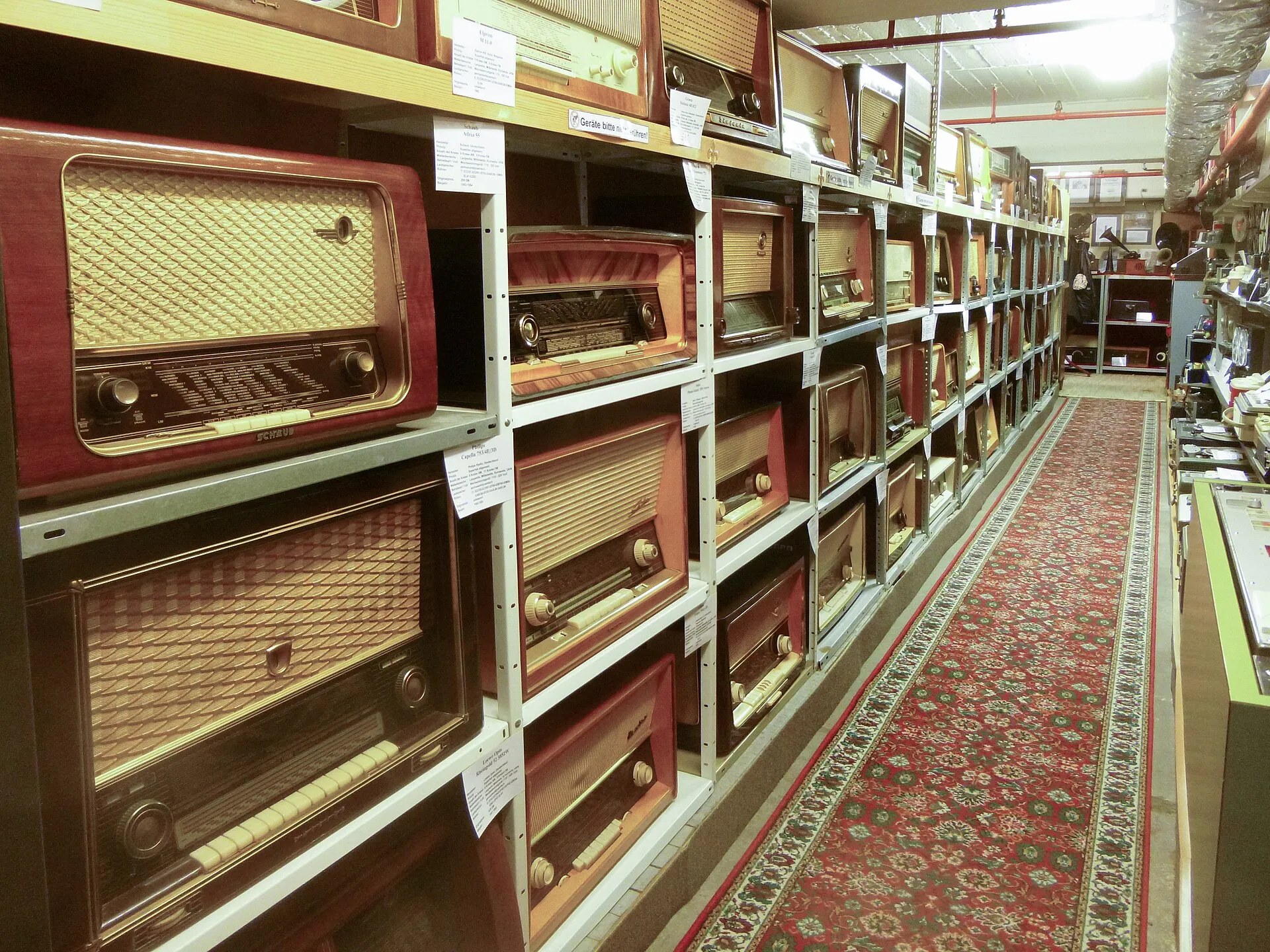 Exponate im RadioMuseum Köln