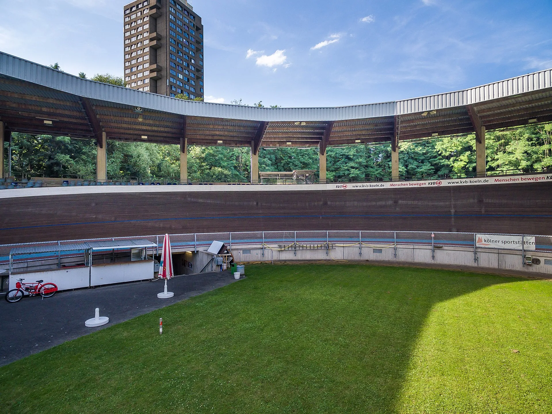 Radstadion Köln im Sportpark Müngersdorf