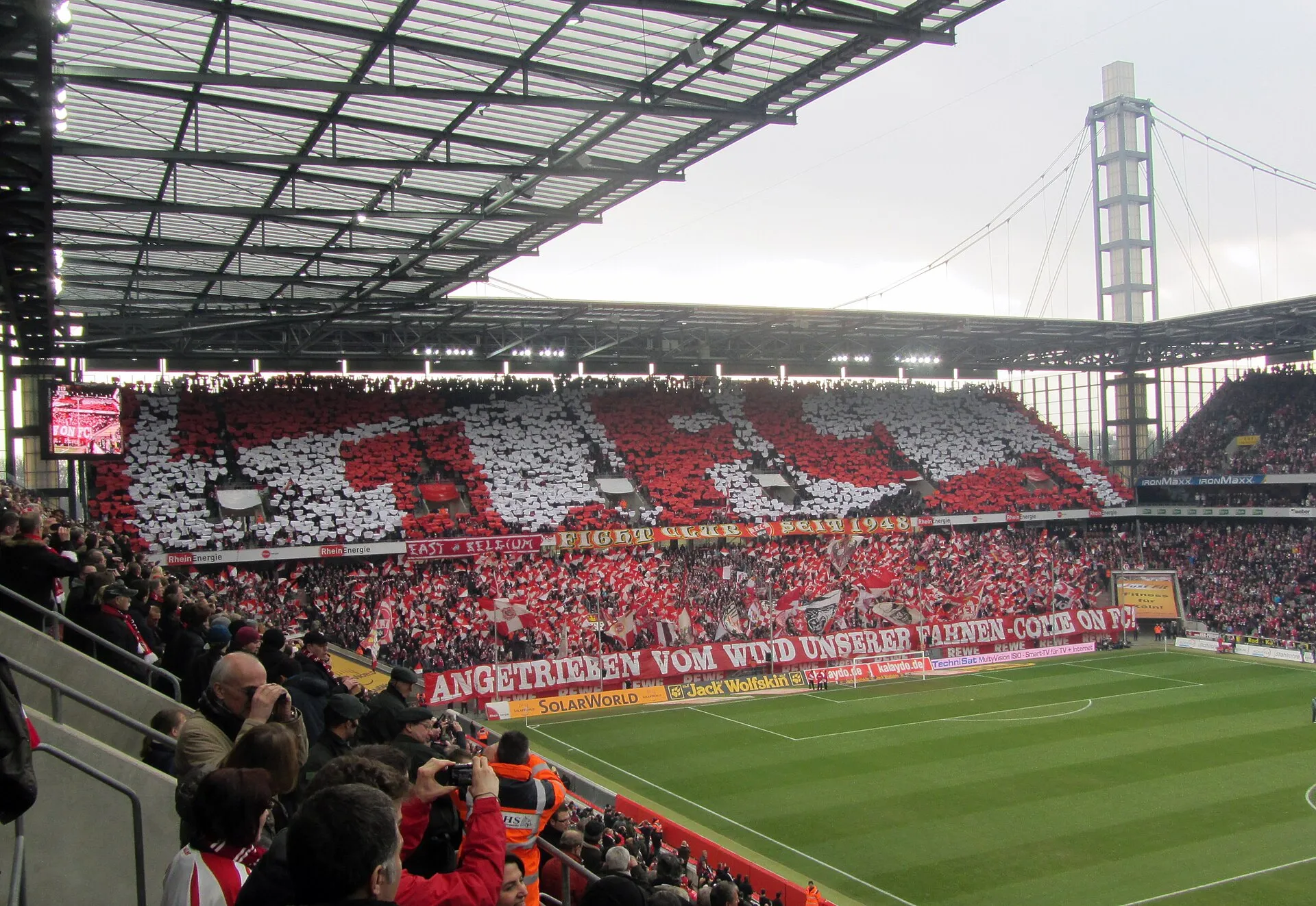 Rhein-Energie-Stadion 1. FC Köln - Bayer Leverkusen 0:2 25-Feb-2012 Fan-Choreografie