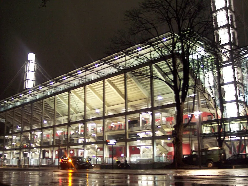 Blick auf das RheinEnergieStadion Köln