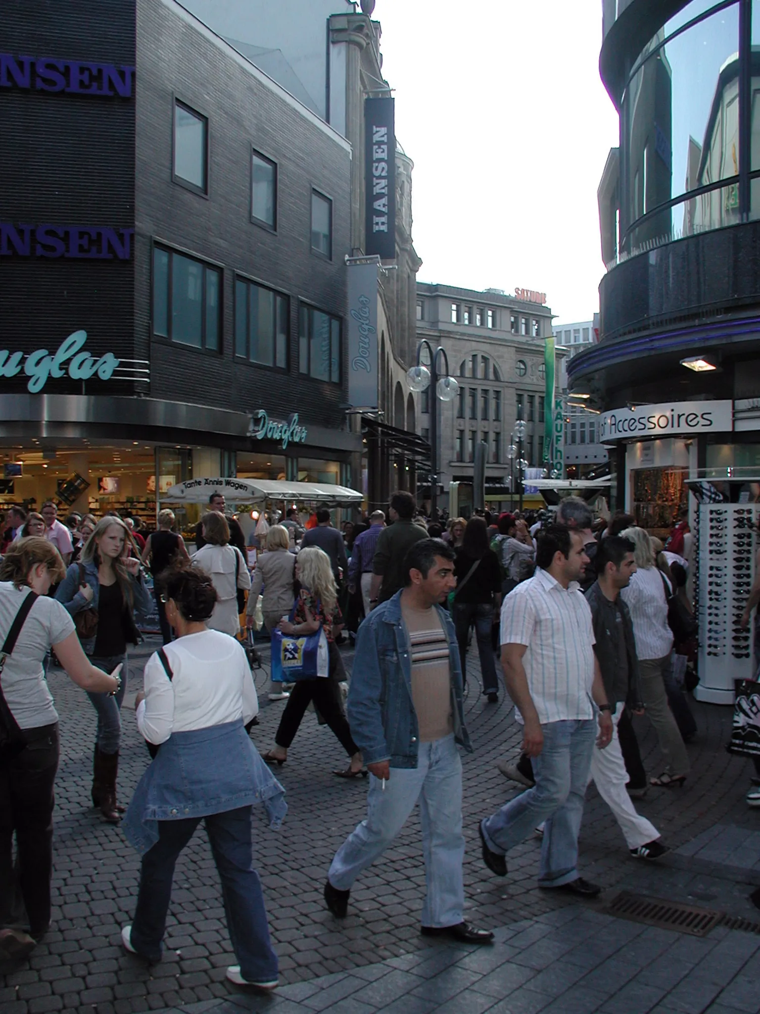 Hohe-Straße Köln, Einmündung Schildergasse