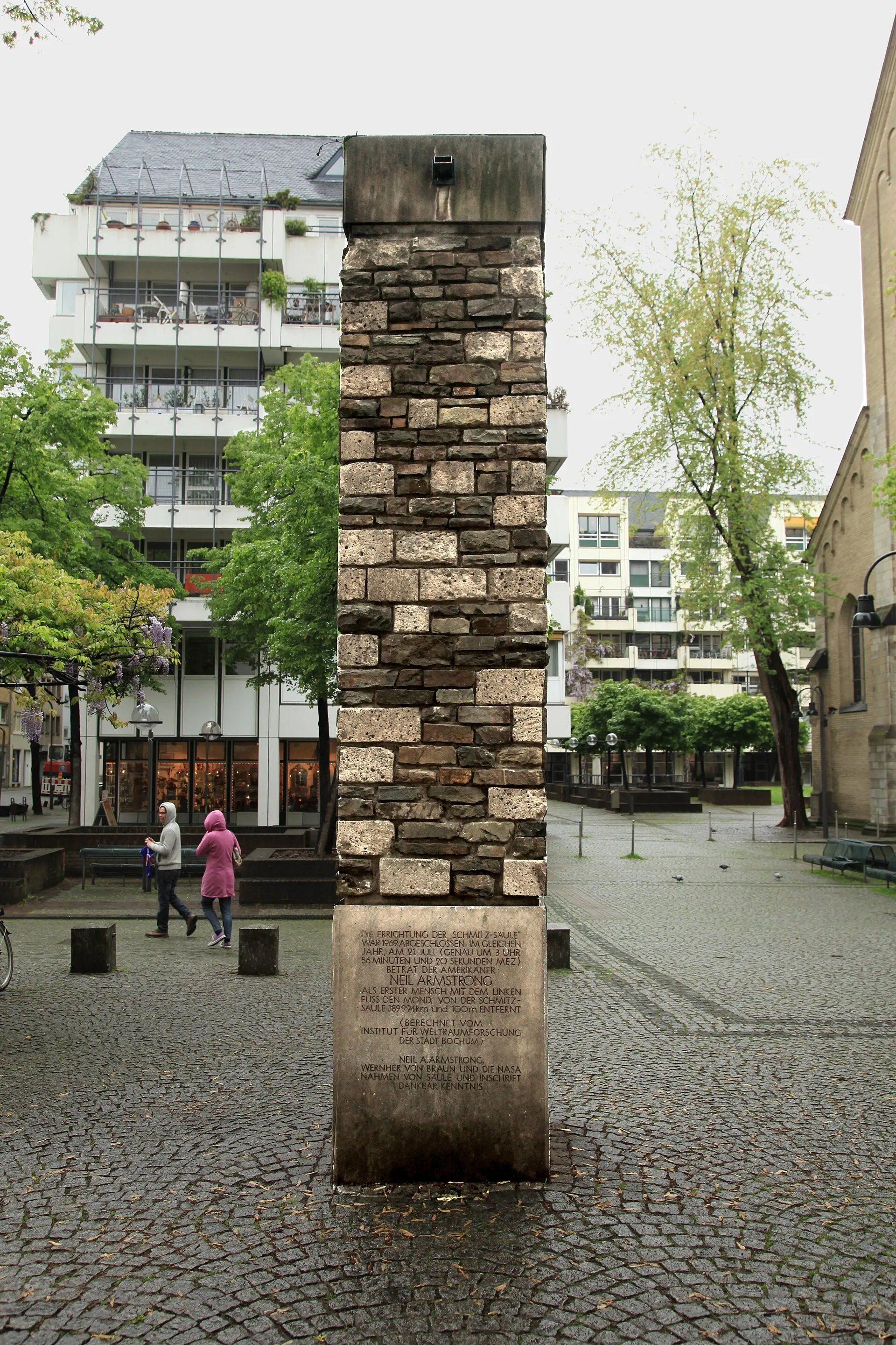 Schmitz-Säule (Schmitz column), An Groß St. Martin in Cologne