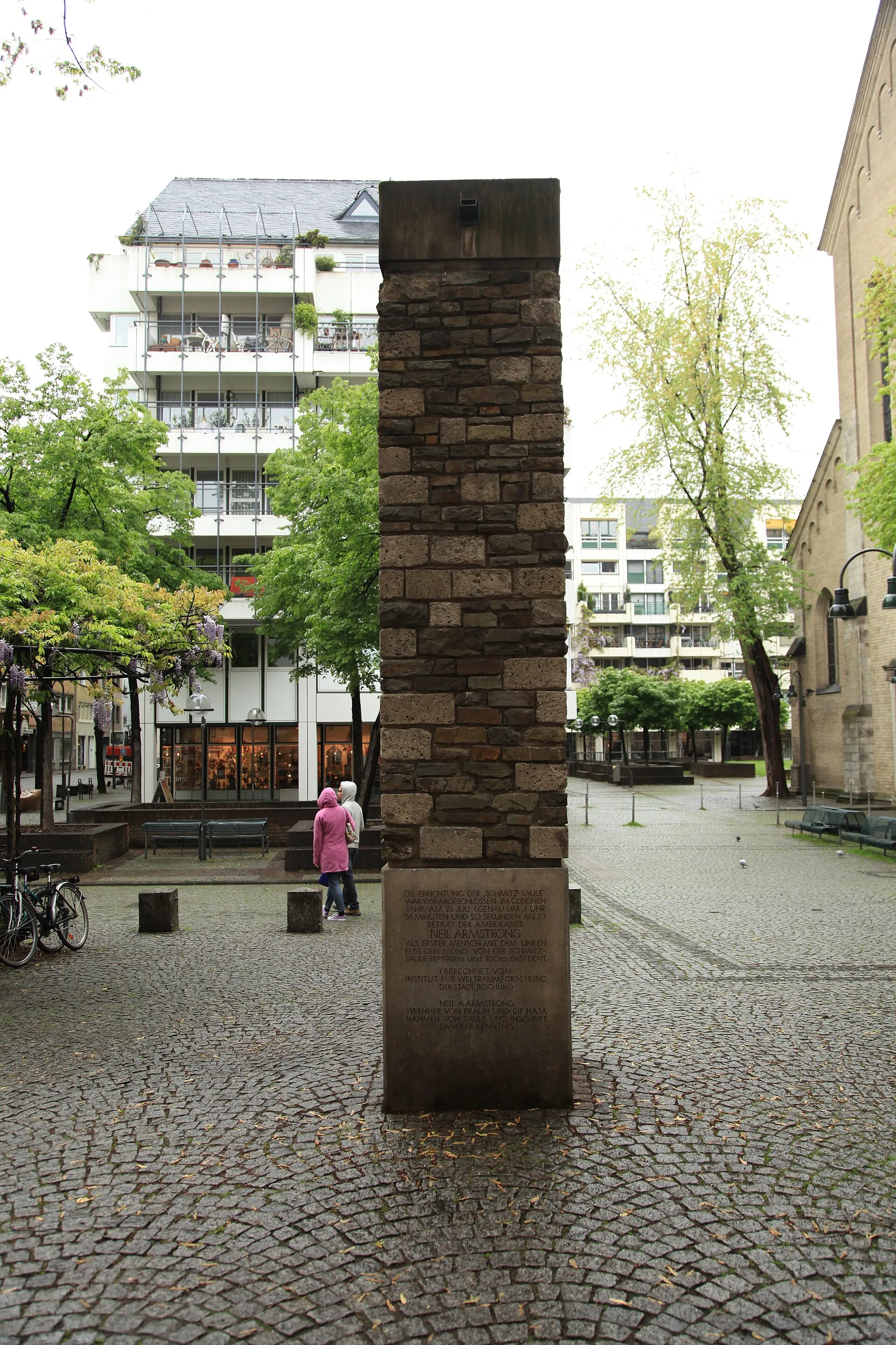 Schmitz-Säule (Schmitz column), An Groß St. Martin in Cologne