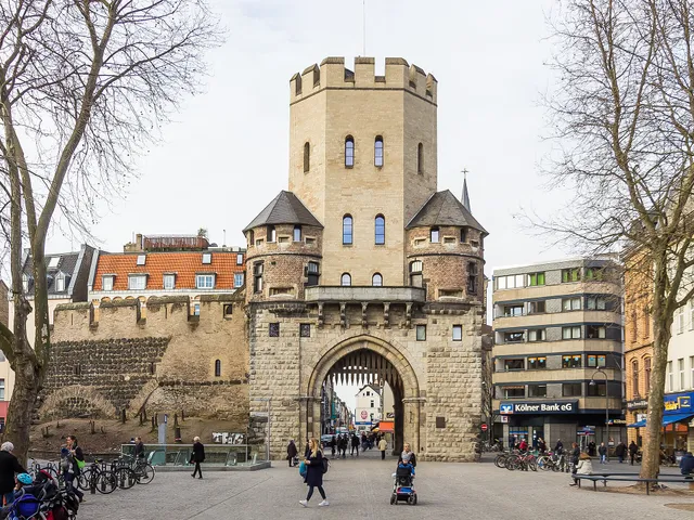 Severin Gate