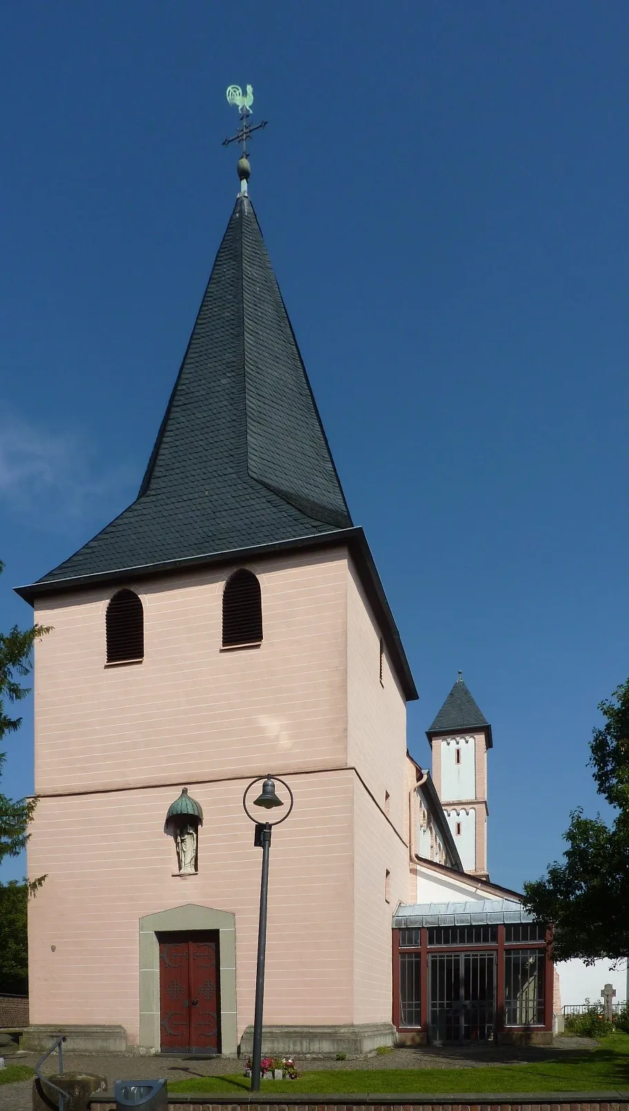St. Amandus (Köln-Rheinkassel)