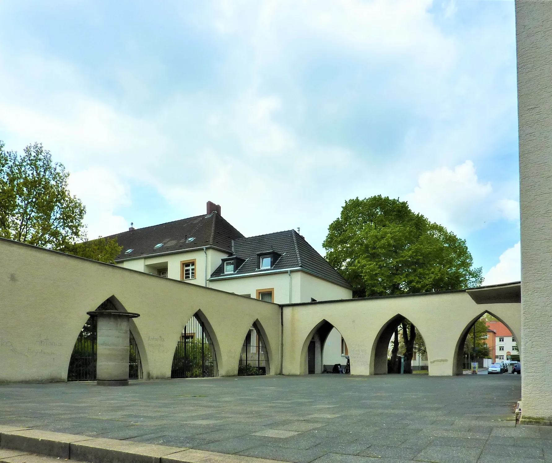 St. Dreikönigen, Köln-Bickendorf