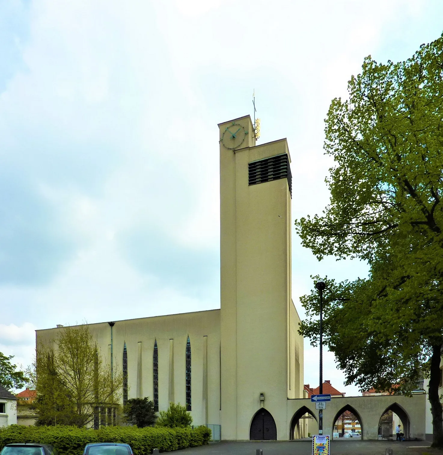 St. Dreikönigen, Köln-Bickendorf