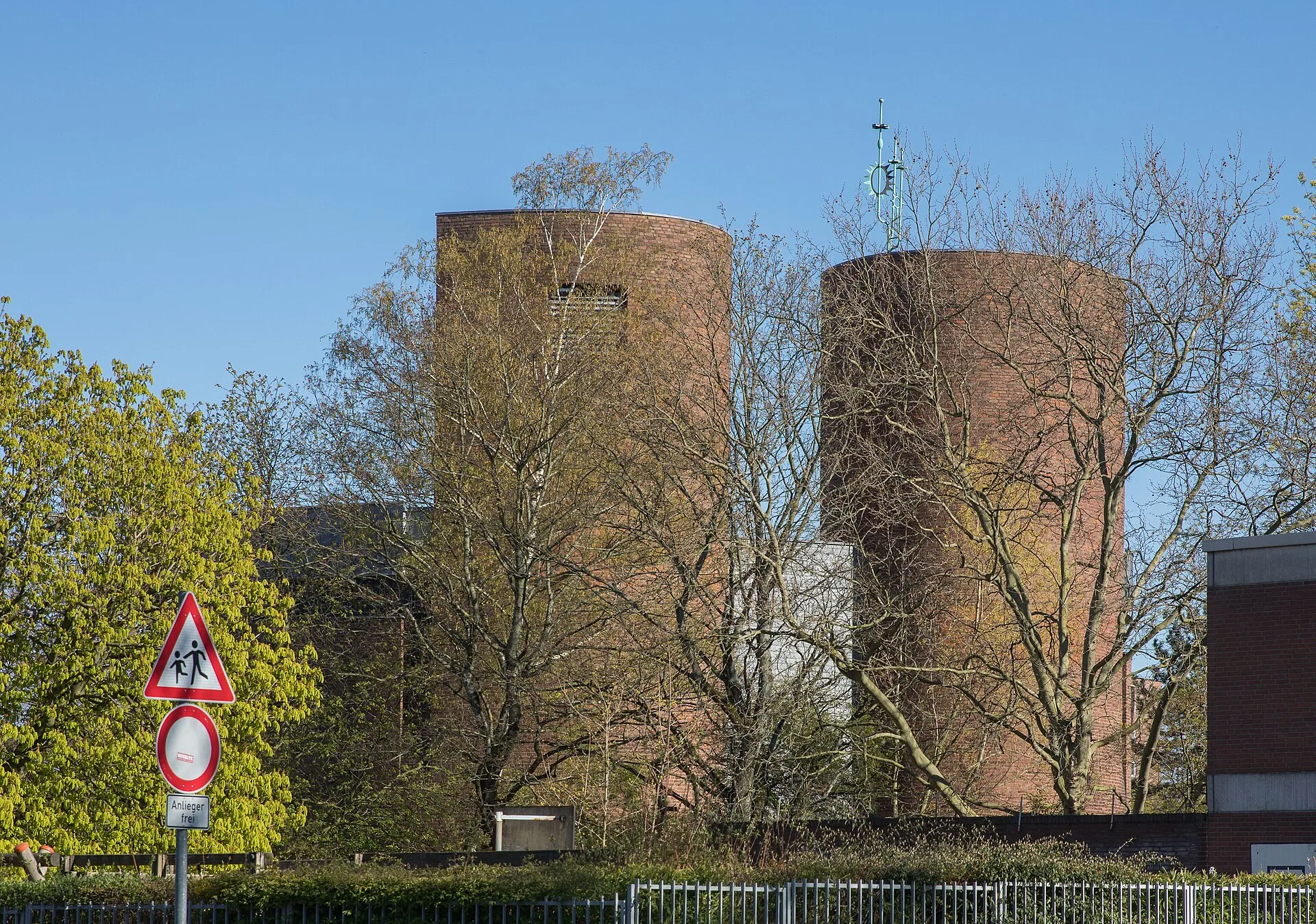 St. Franziskus, Köln-Bilderstöckchen