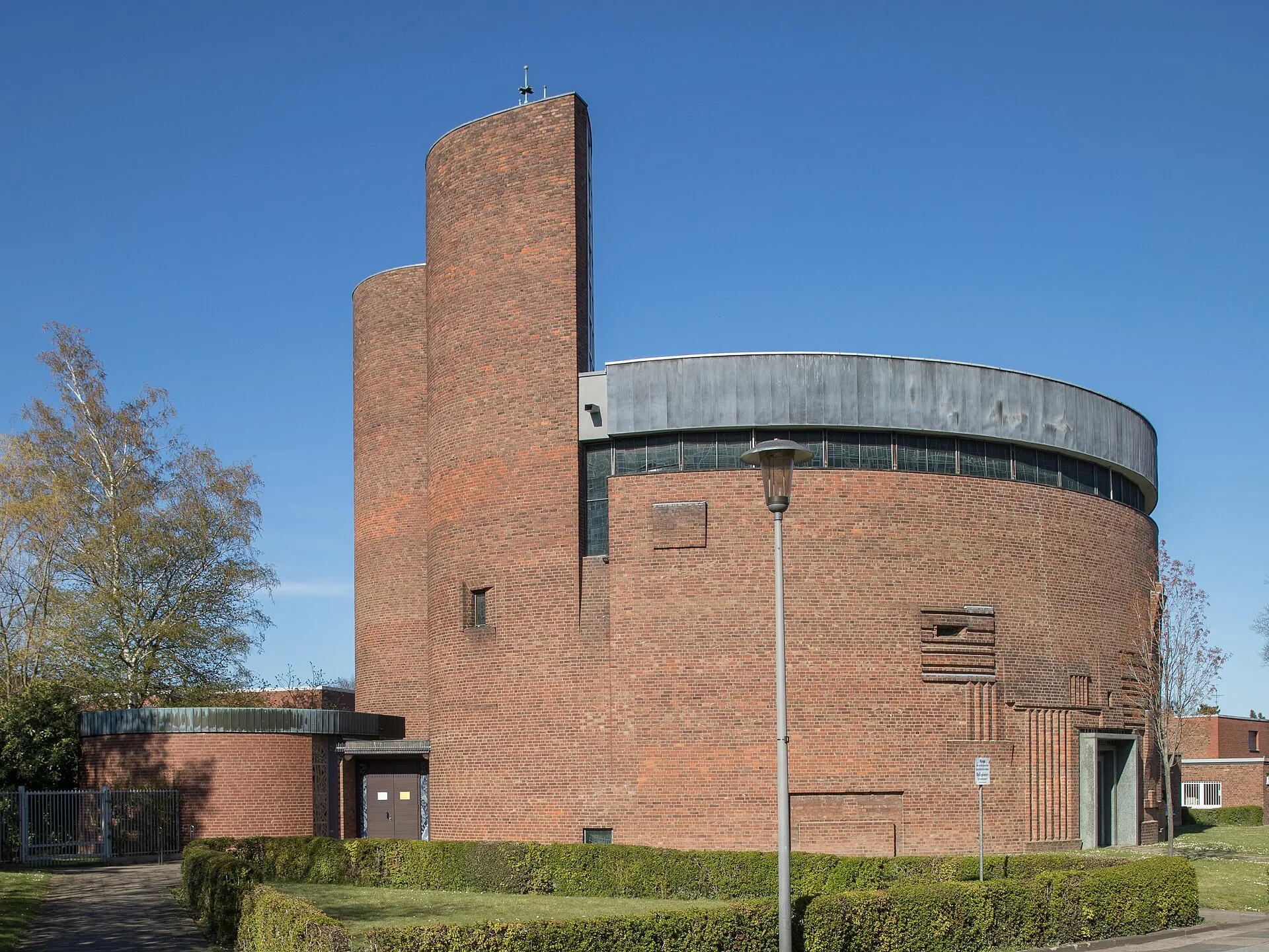 St. Franziskus, Köln-Bilderstöckchen