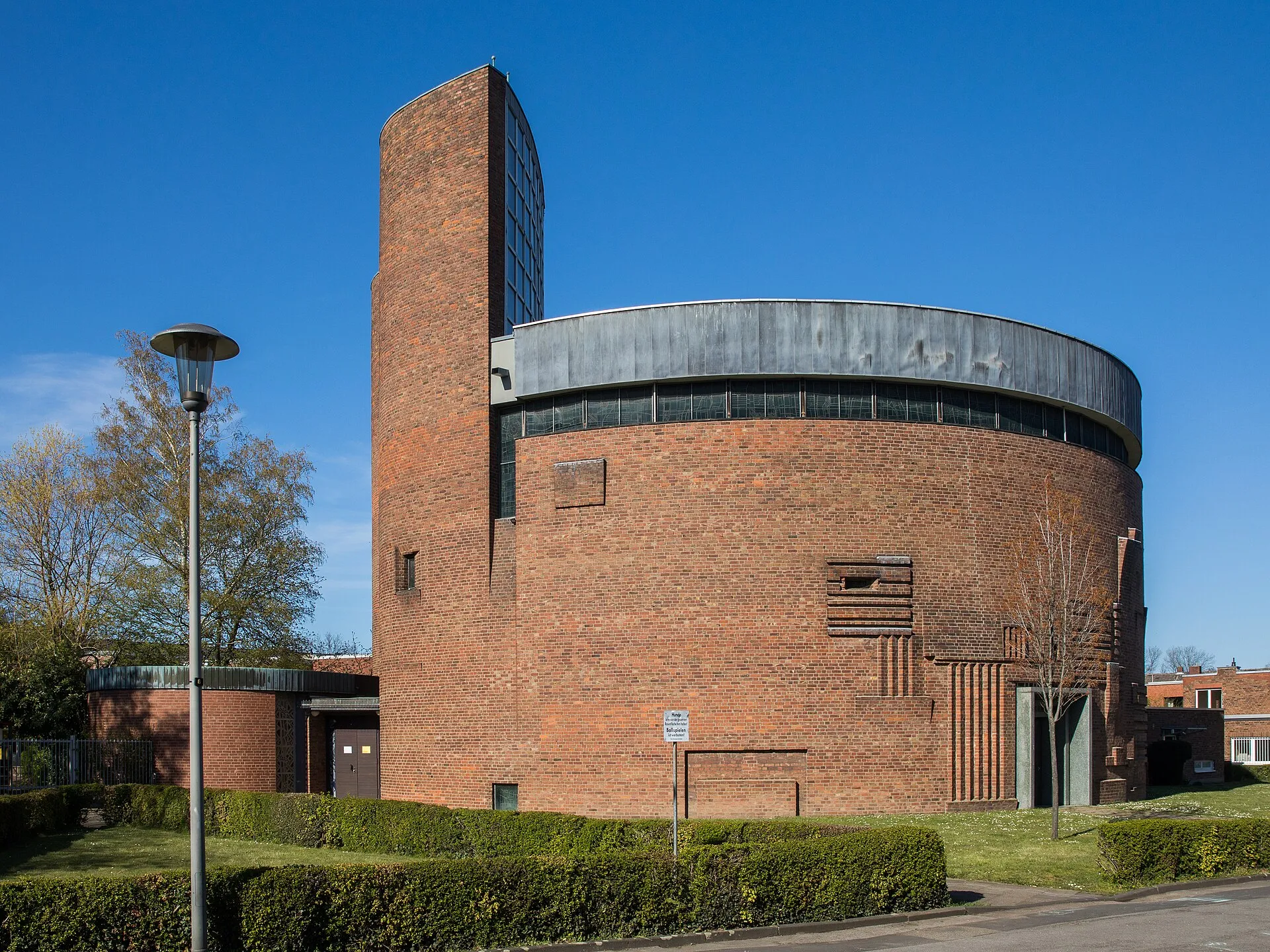 St. Franziskus, Köln-Bilderstöckchen