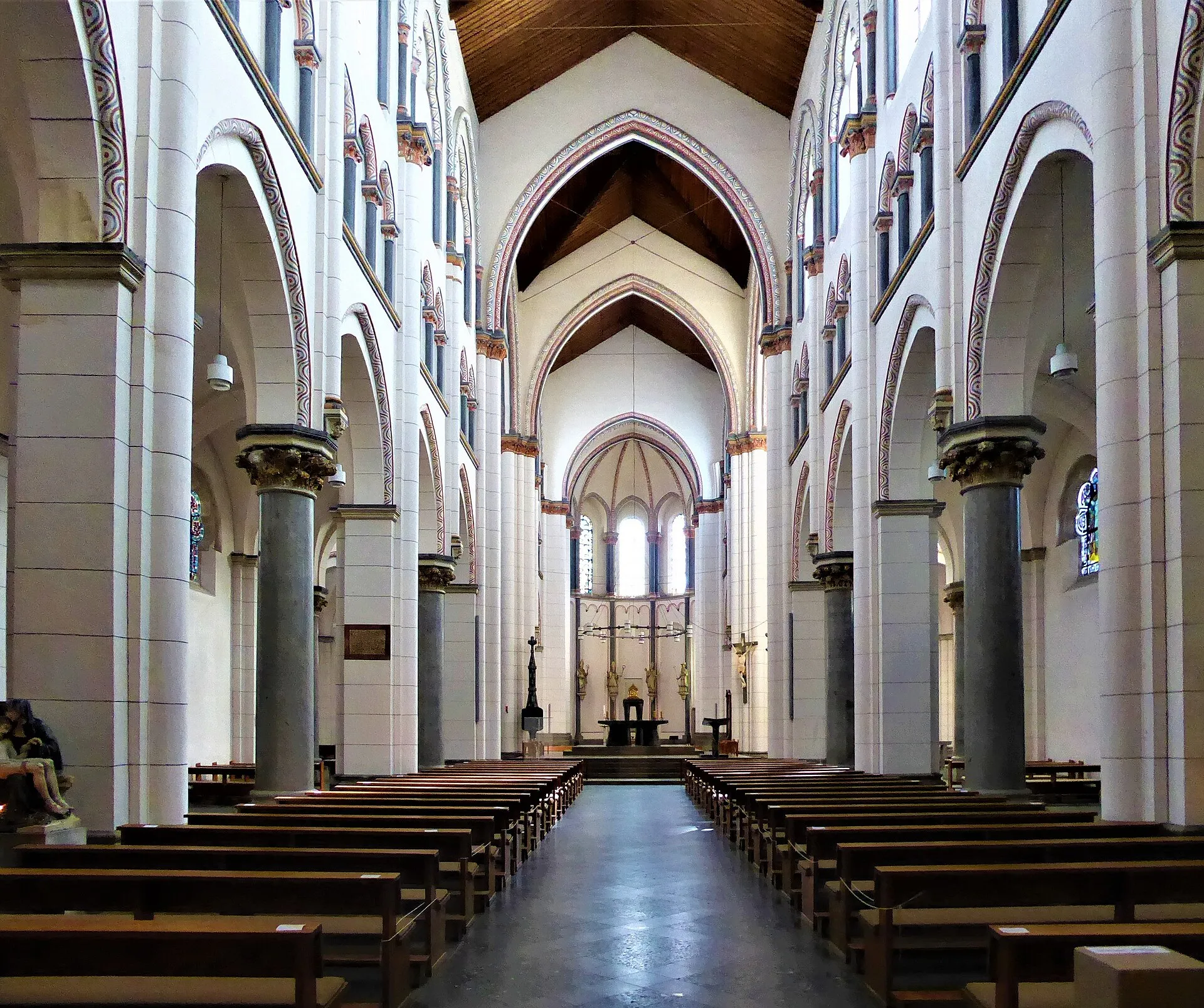 Interior of Neu St. Heribert ( Deutz )