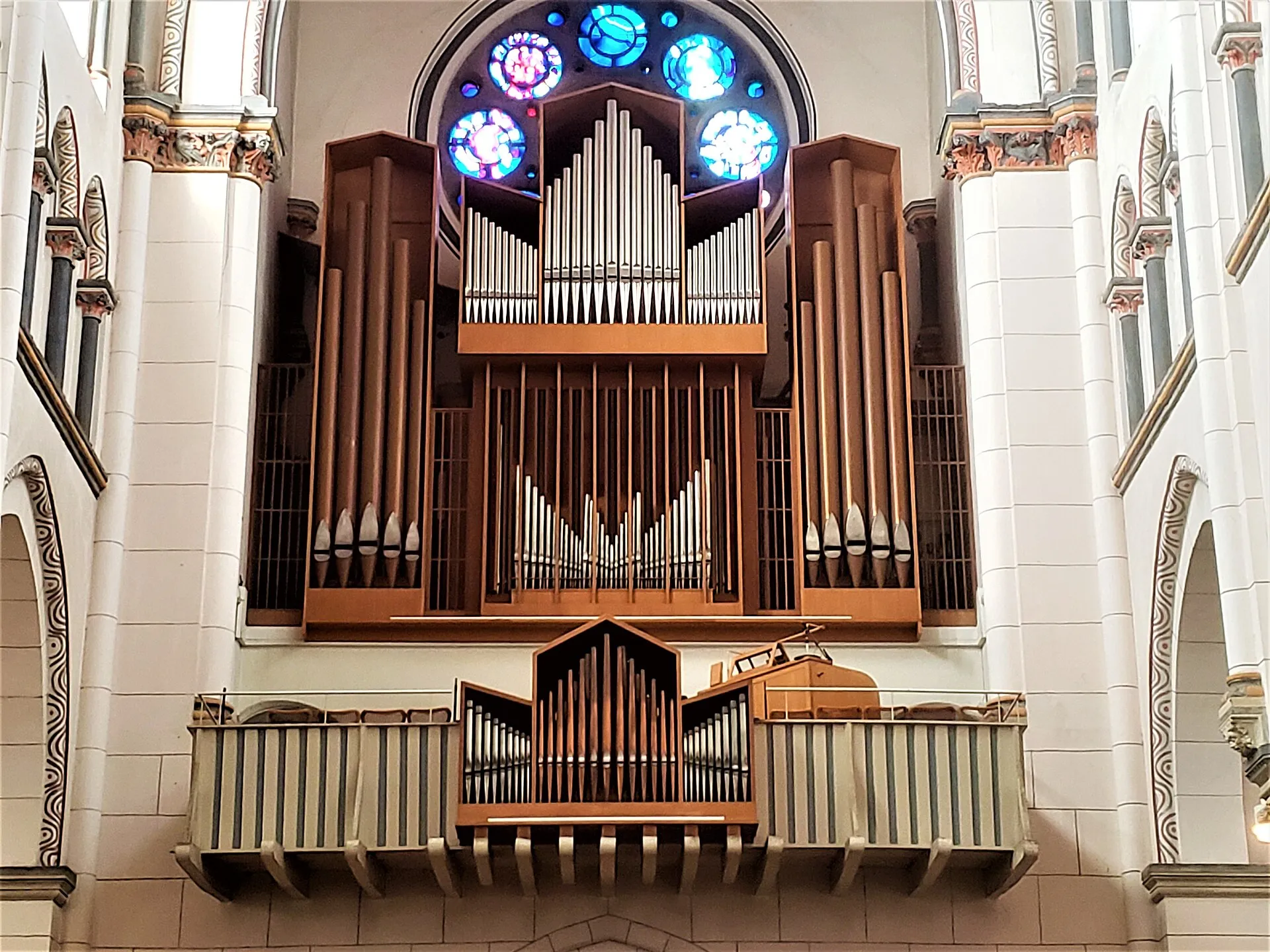 Interior of Neu St. Heribert (Köln)