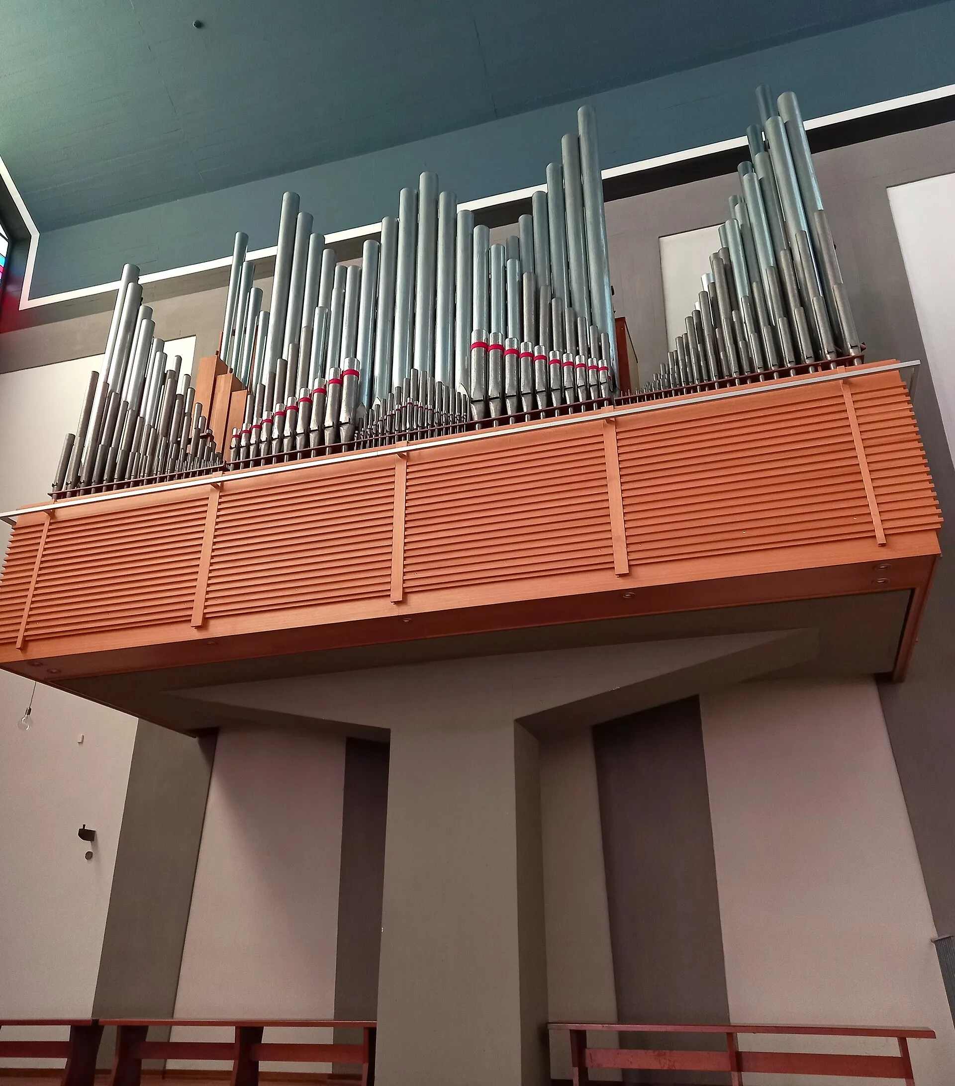Pipe organ of St. Joseph (Köln-Braunsfeld)