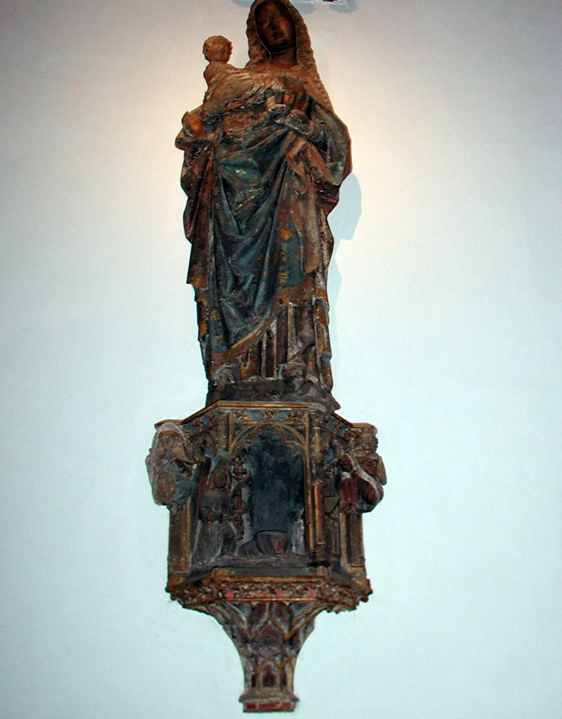 Statue of Mary from 1460/70
