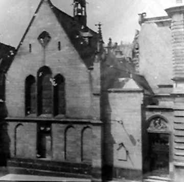 Rathausplatz Köln, Ausschnitt der Hinweistafel zur ehemaligen Ratskapelle St. Maria in Jerusalem