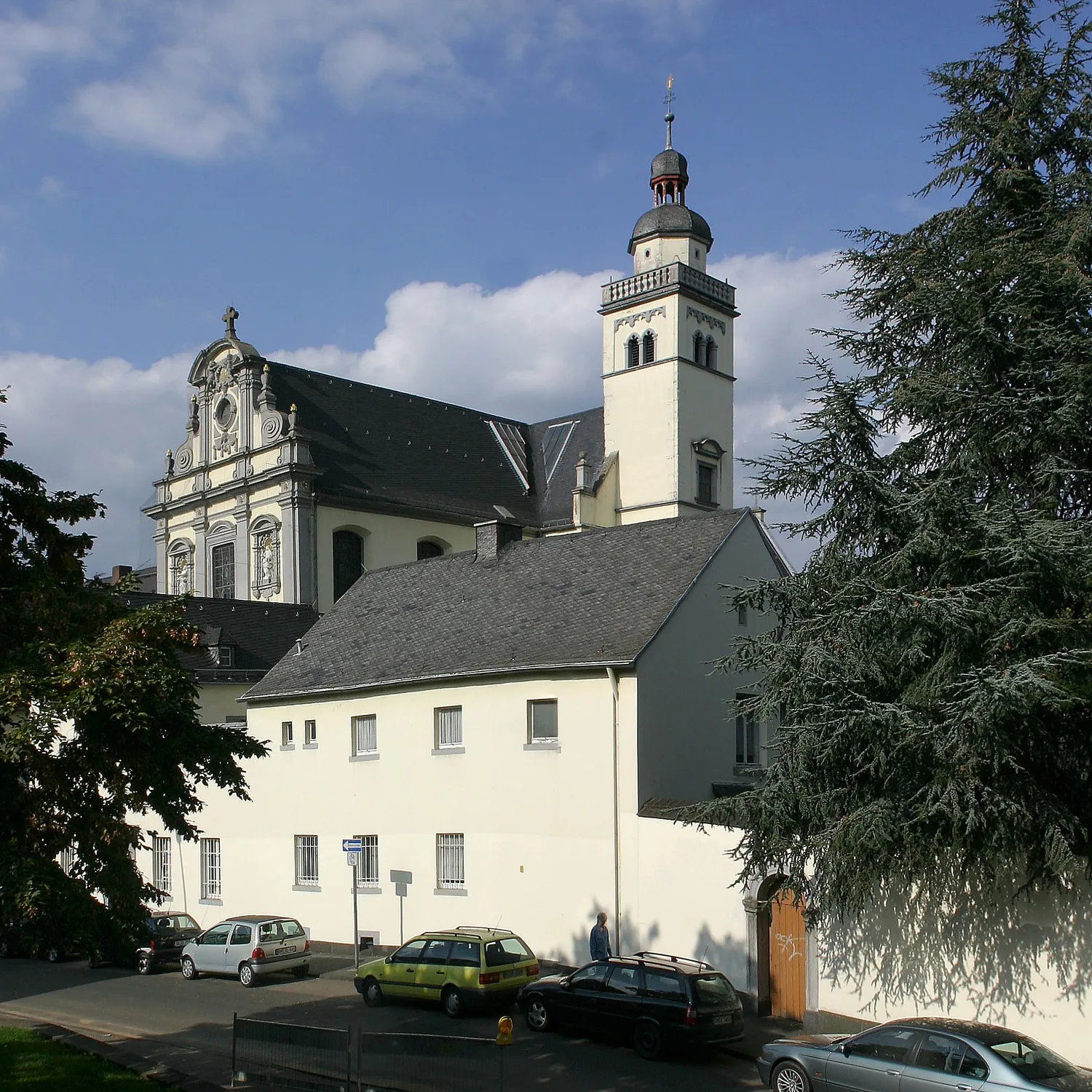 St. Maria vom Frieden, Kirche in Köln, Ansicht von Südosten