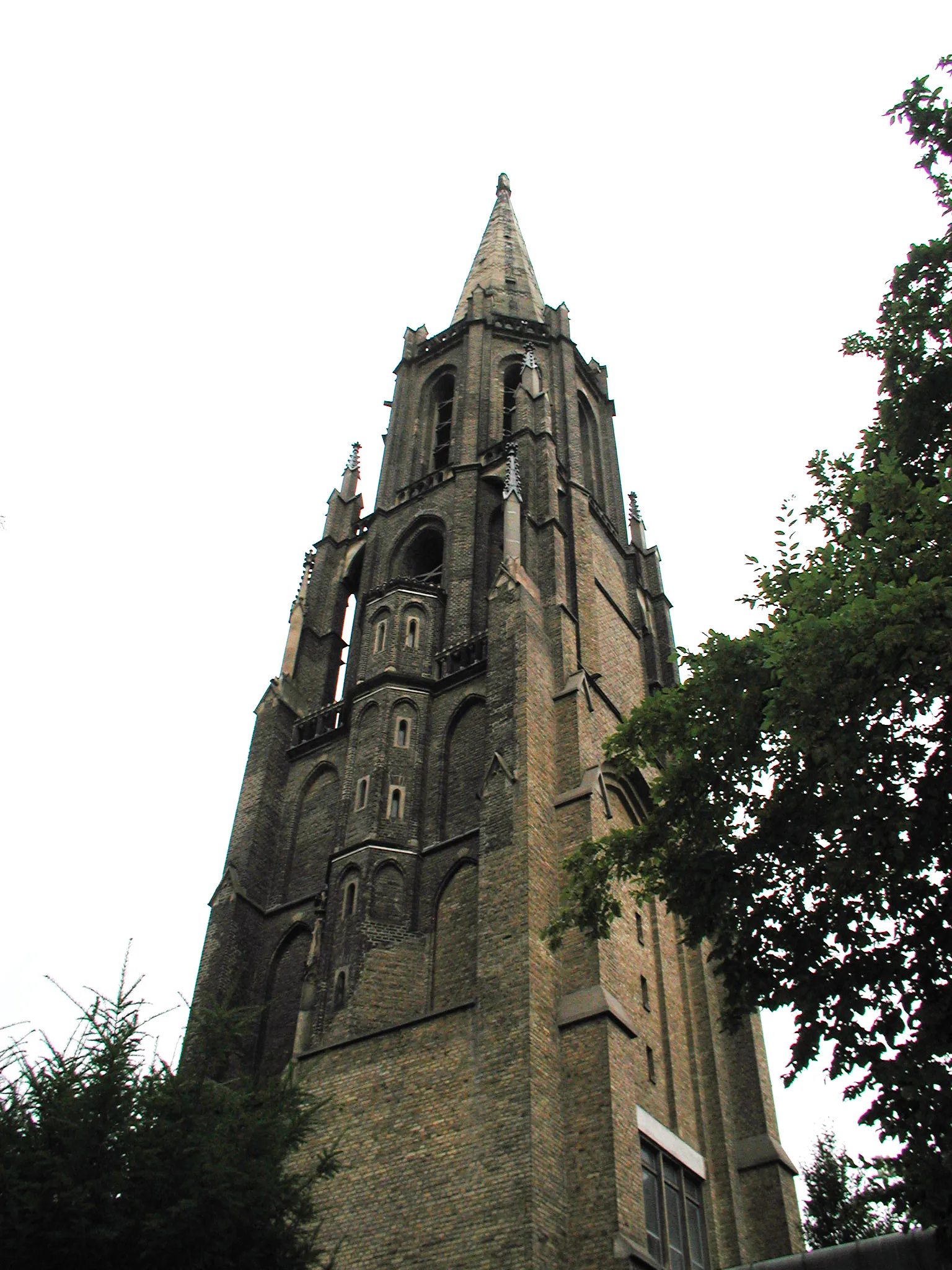 Turm St. Mauritius (1866), Blick von der Jahnstraße.