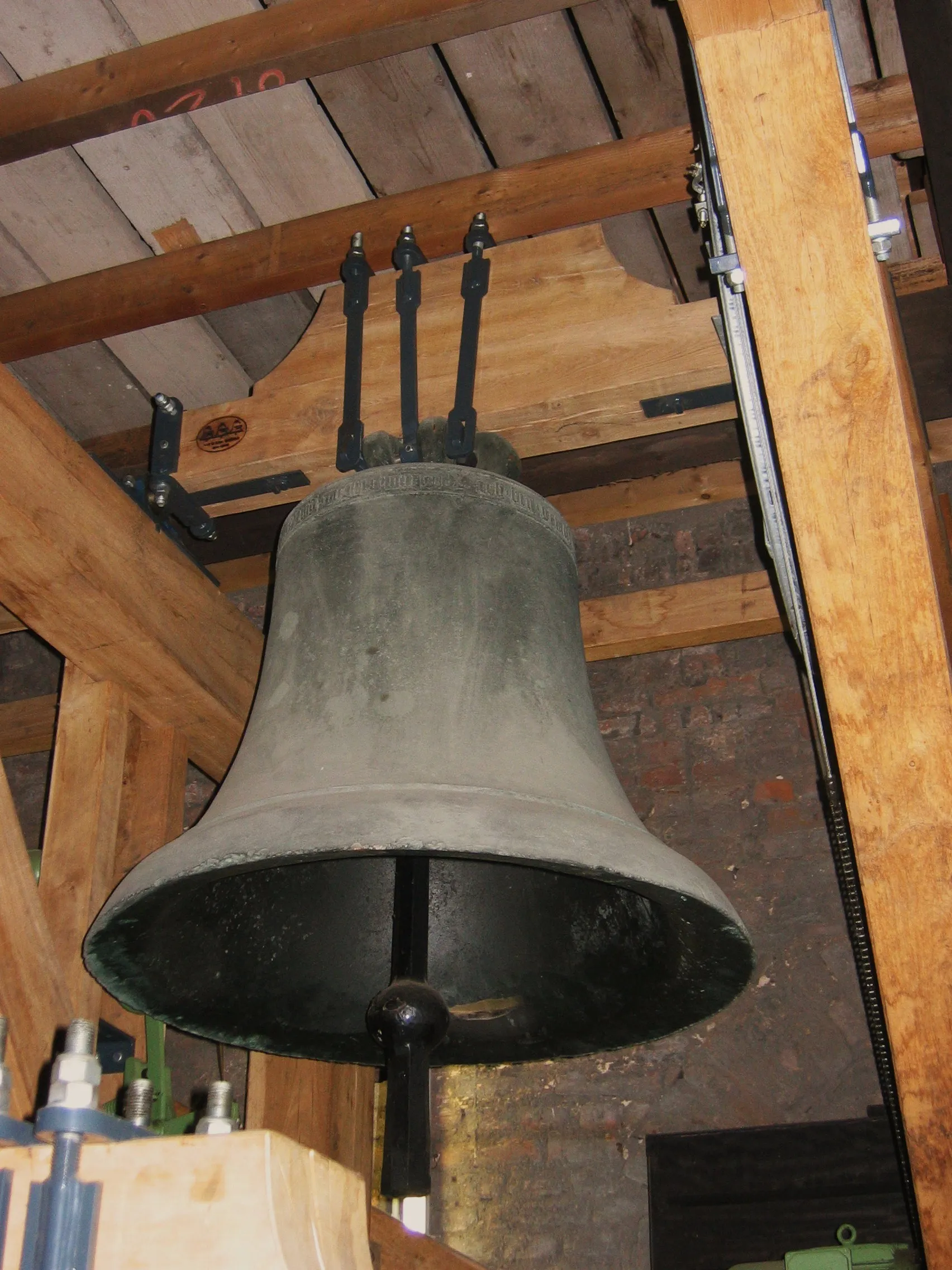 Glocke 4 (Petrus) von St. Peter in Köln.