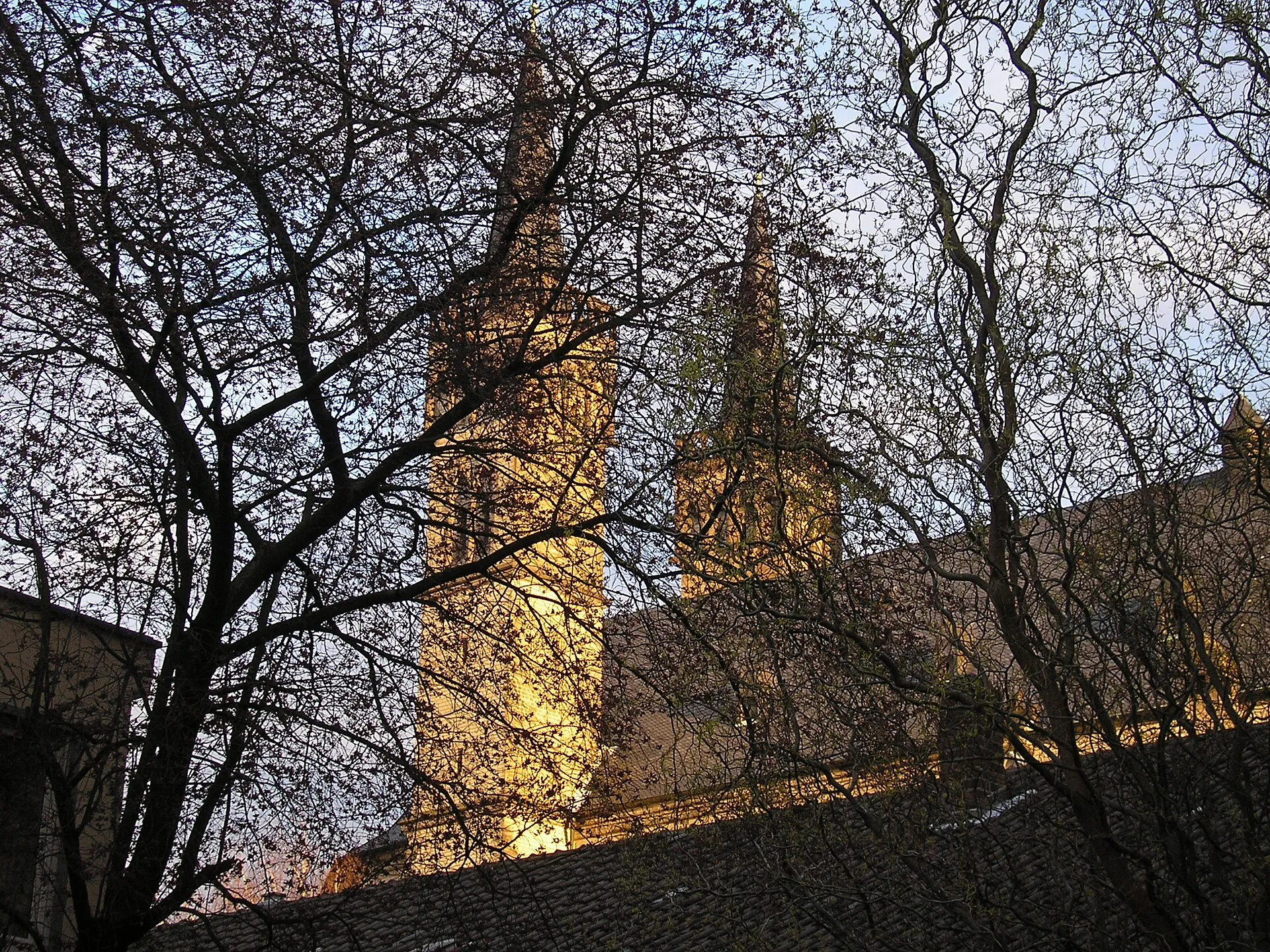 St. Severin im Abendlicht.