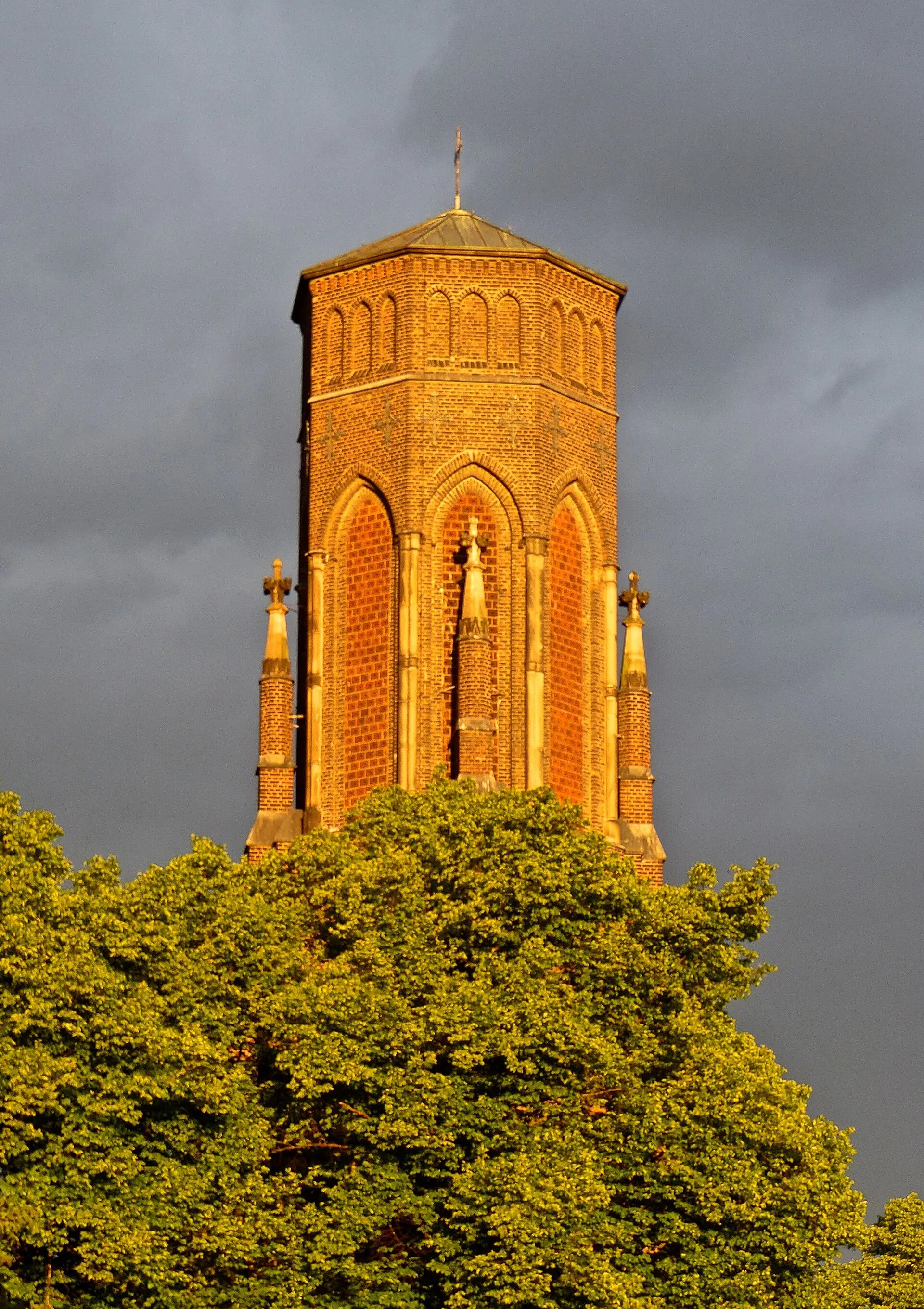 Campanile von St. Stephan in Köln-Lindenthal