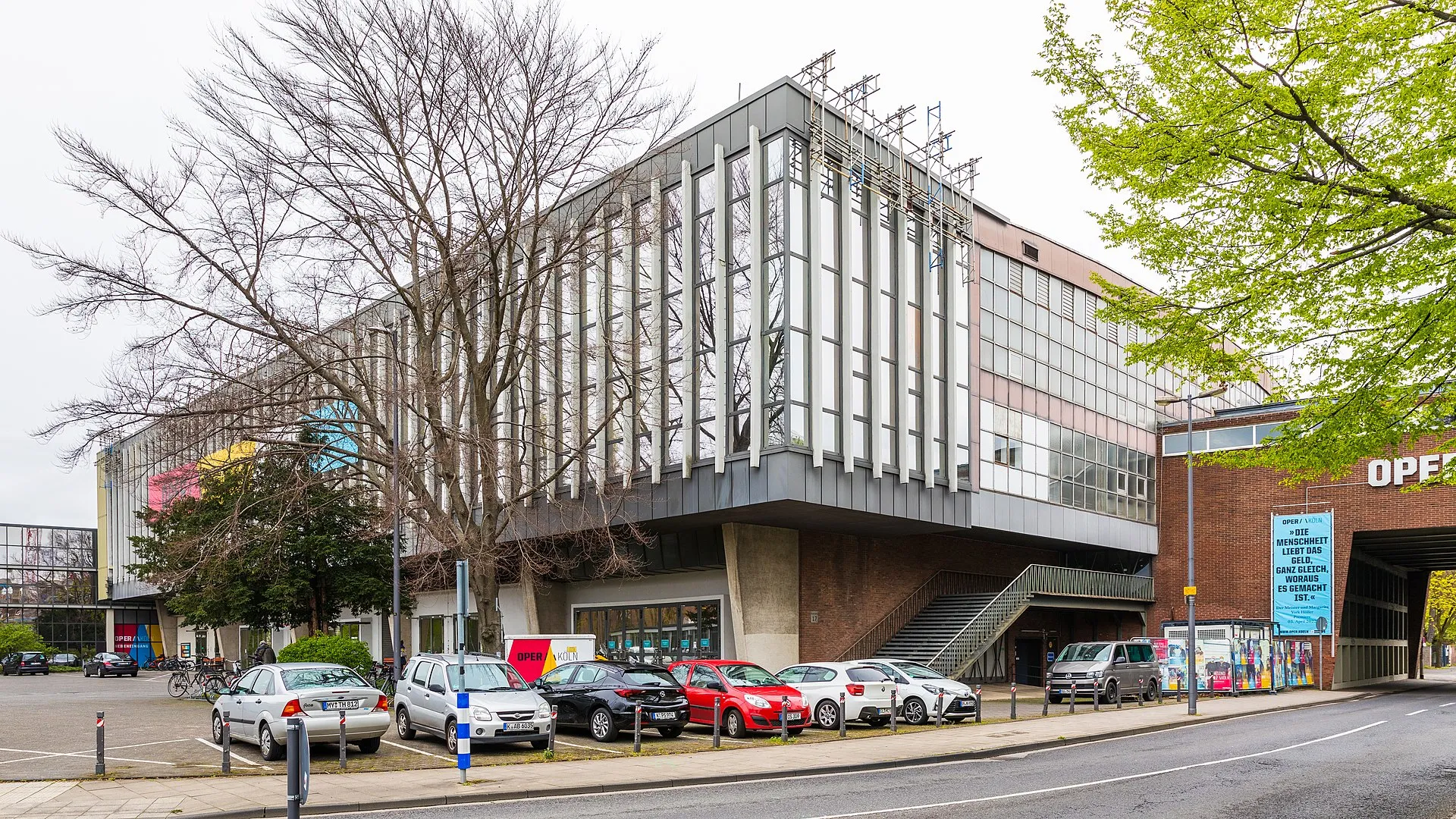 Staatenhaus Köln. Ansicht vom Auenweg