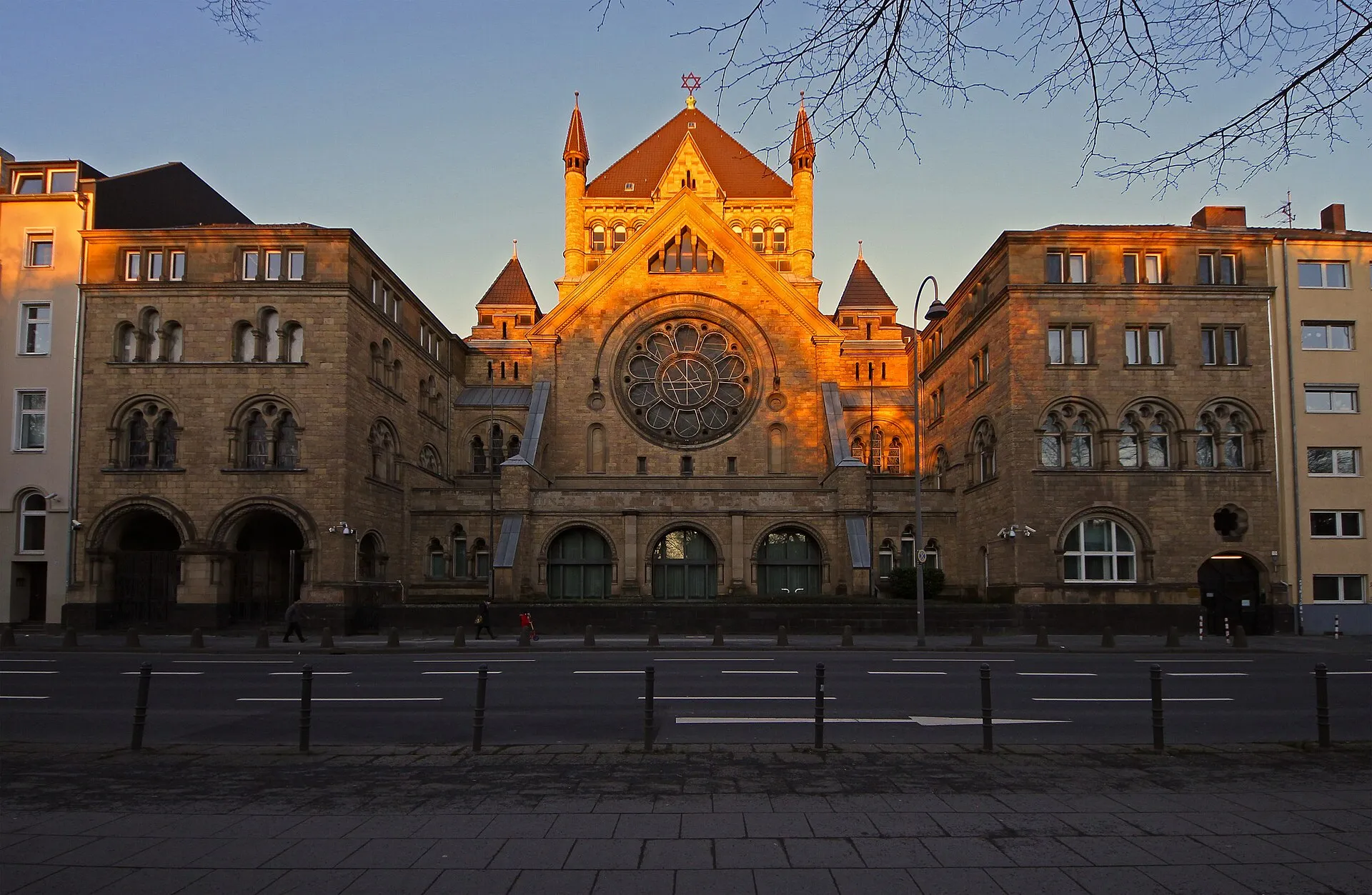 Synagoge Köln an der Roonstraße