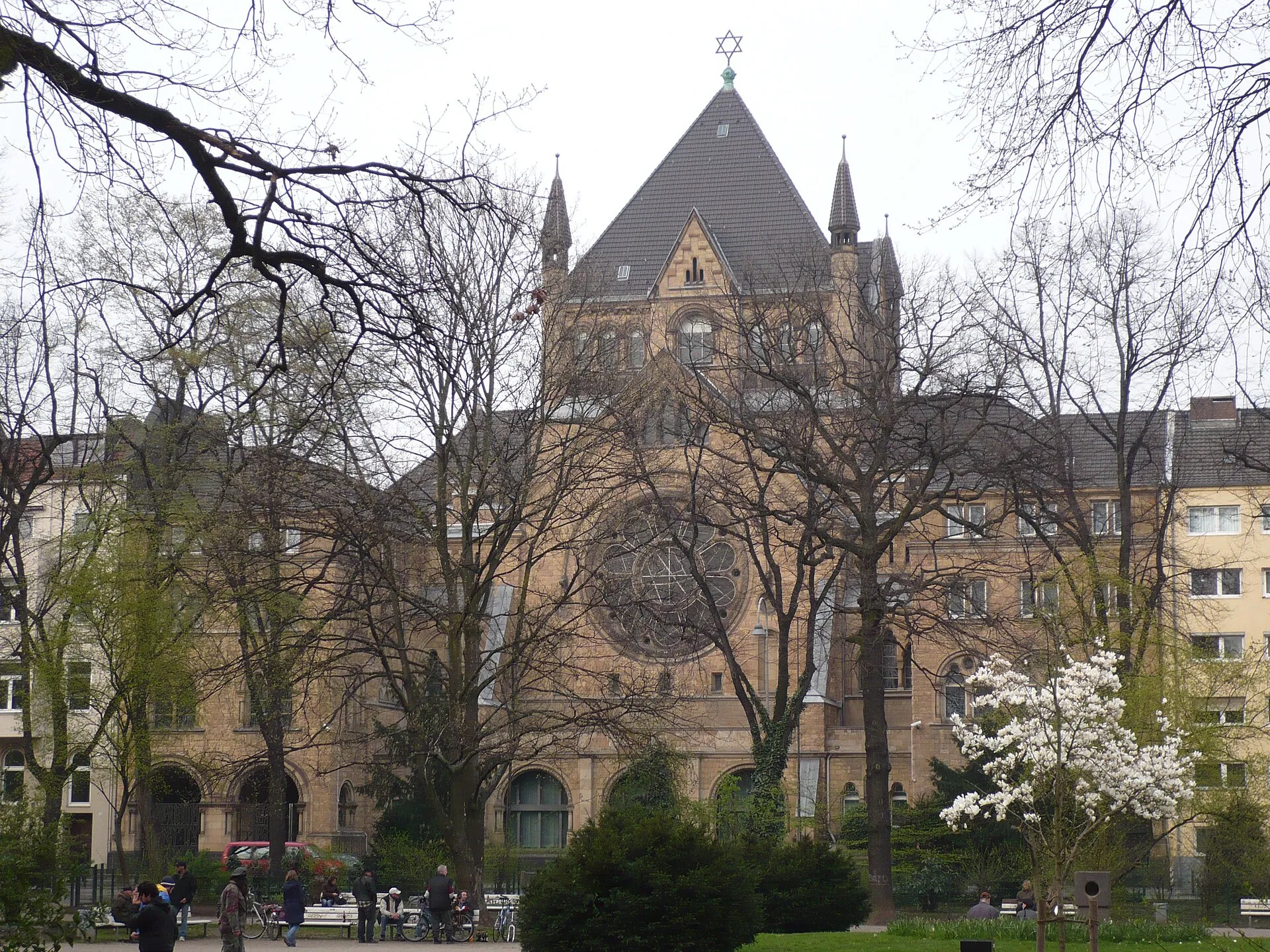 de:Synagoge (Köln)