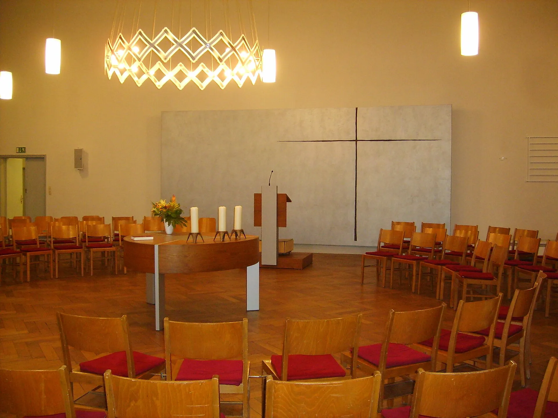 Altar der Kirche Tersteegenhaus in Köln