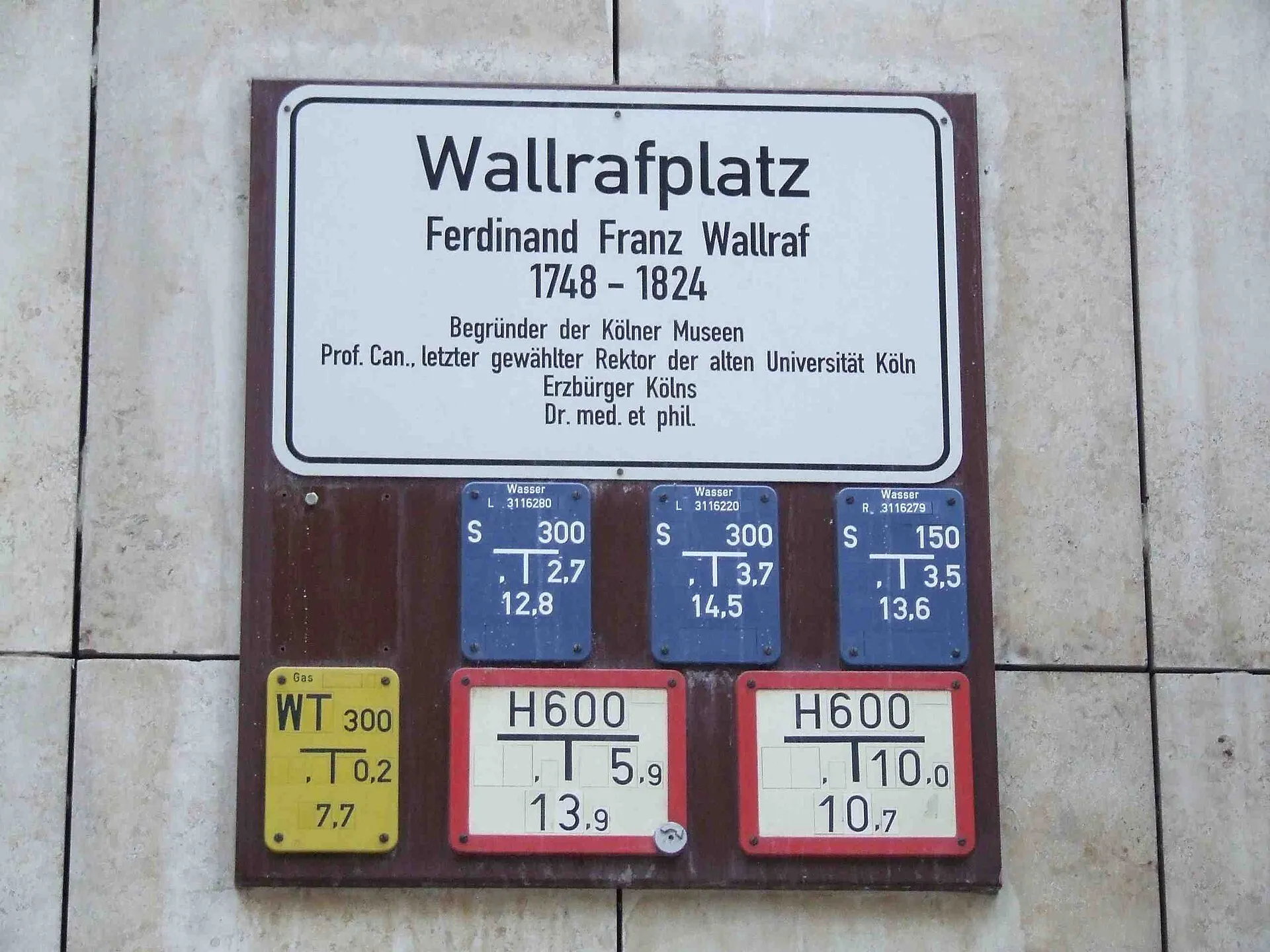 Schild de:Wallrafplatz in Köln