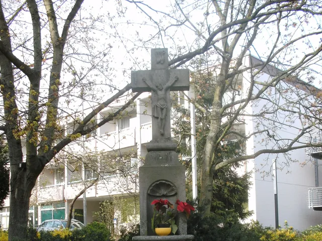 Wegekreuz Dellbrücker Hauptstraße