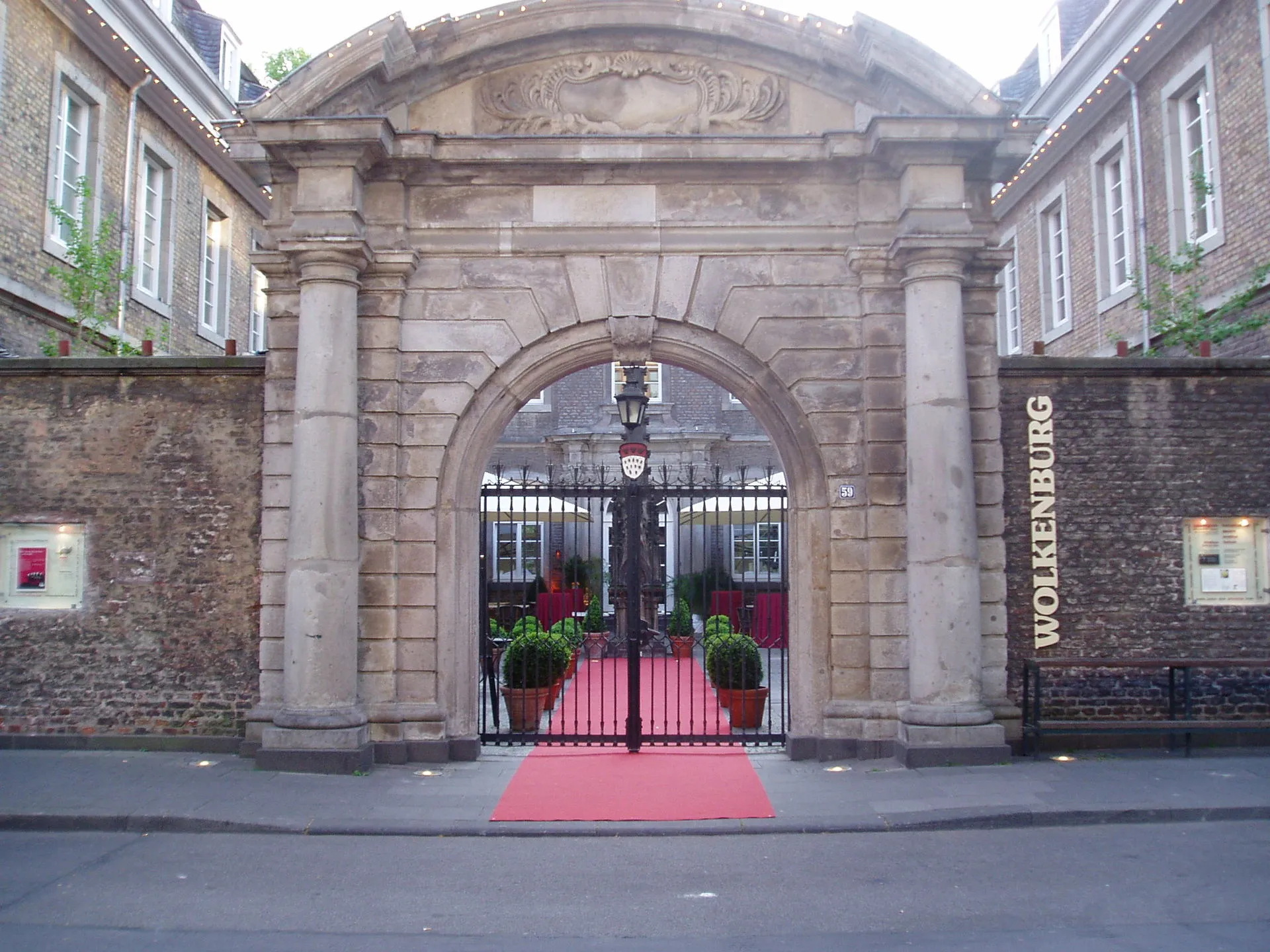 Köln-Altstadt Süd - Mauritiusviertel, Wolkenburg