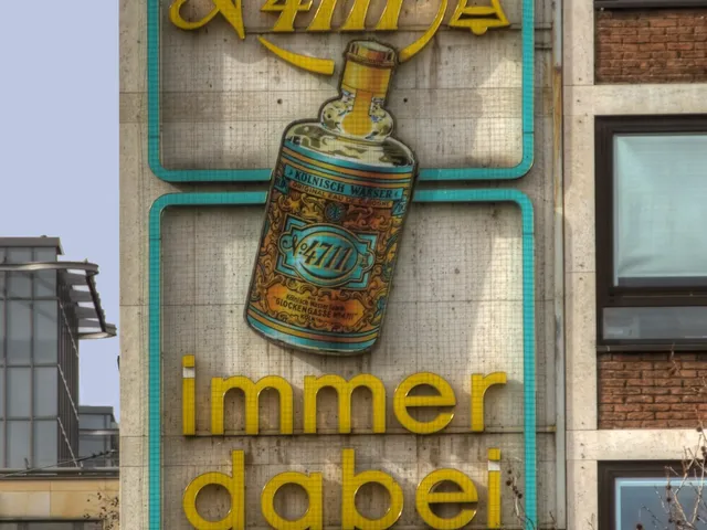 4711