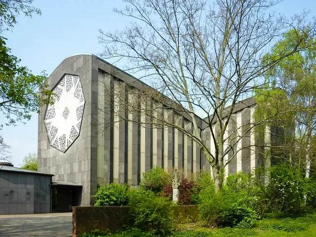 Christi Verklärung (Köln-Heimersdorf)