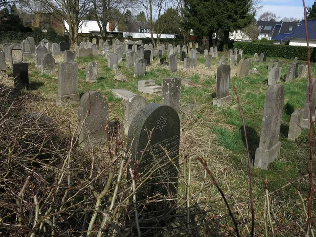 Jüdischer Friedhof (Deckstein)