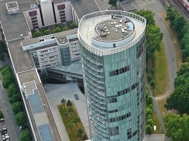 KölnTriangle