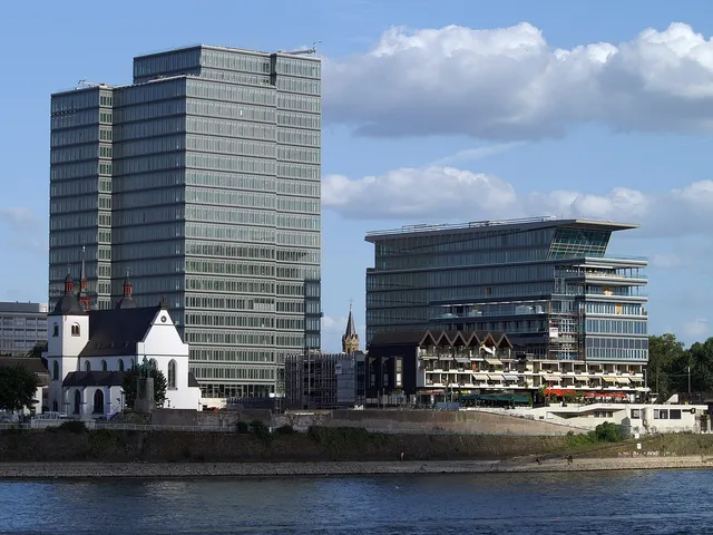 Lanxess Tower