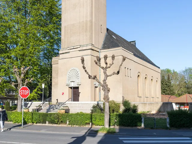 Lukaskirche (Köln-Porz)