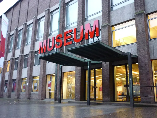Museum für Angewandte Kunst (MAKK)
