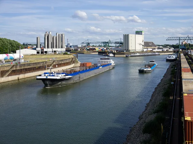 Niehler Hafen