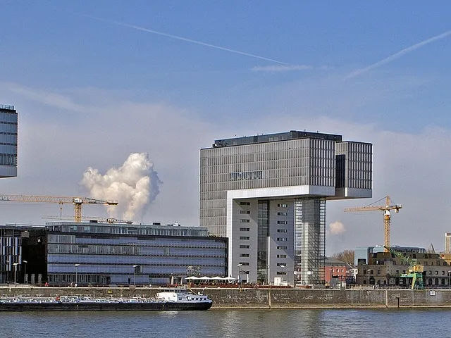 Rheinauhafen