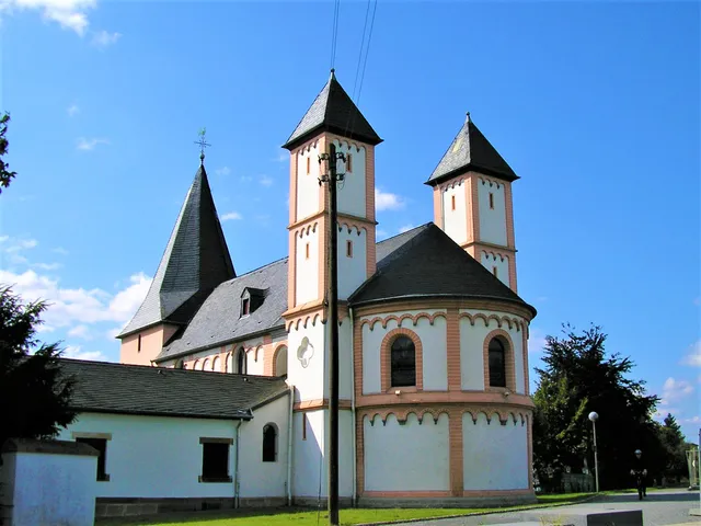 St. Amandus (Köln-Rheinkassel)