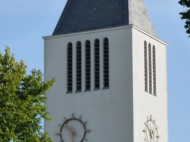 St. Hubertus (Köln-Brück)