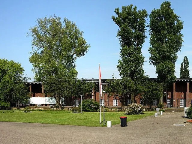 Staatenhaus am Rheinpark
